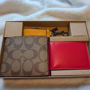 Coach Red and Brown Wallet Set with Yellow Keychain